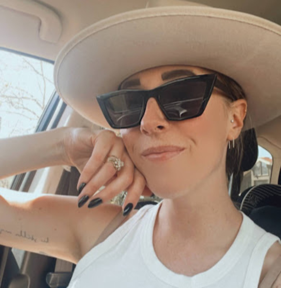 Meet your Posher, Mandy